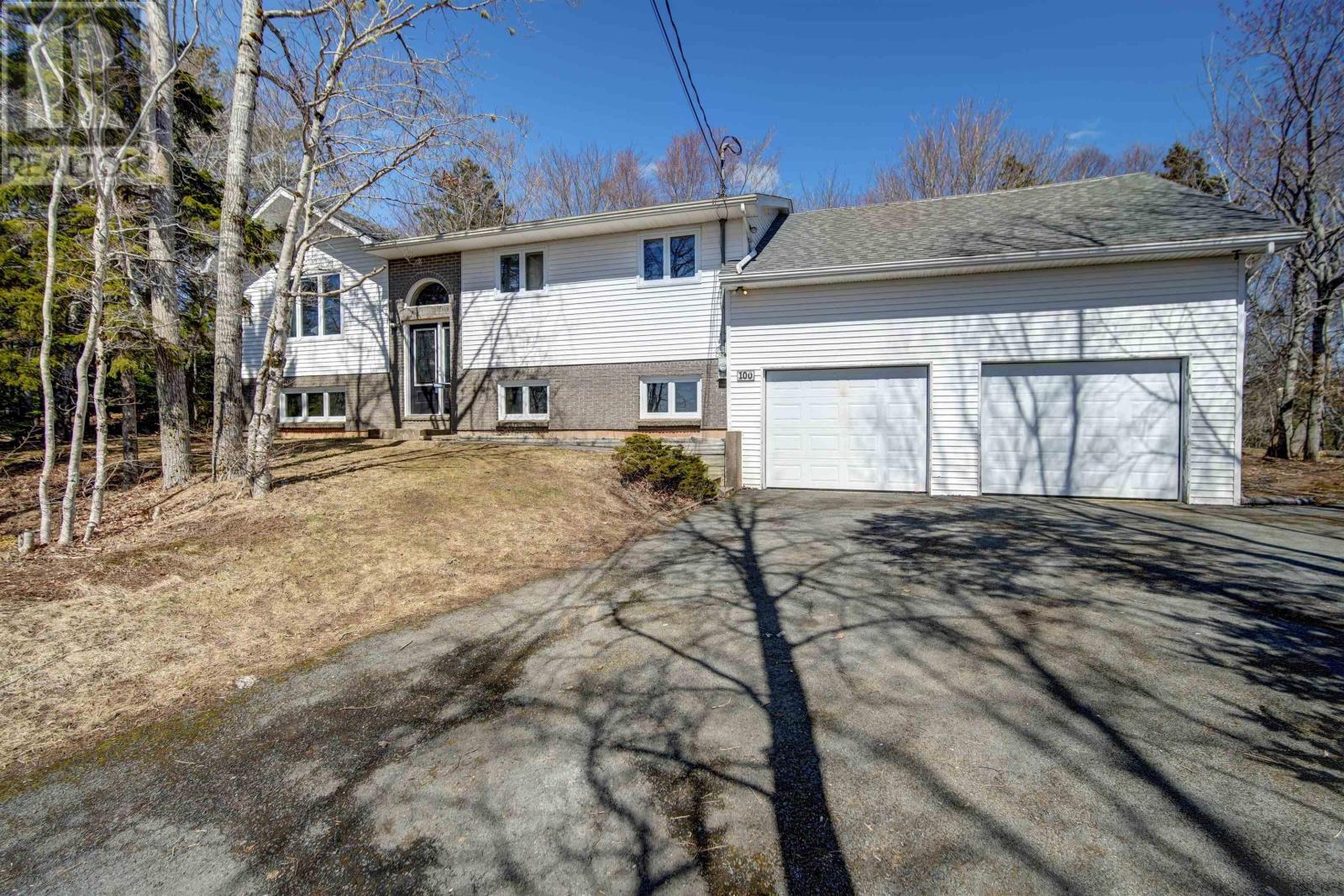 100 TAMARACK DRIVE - 36