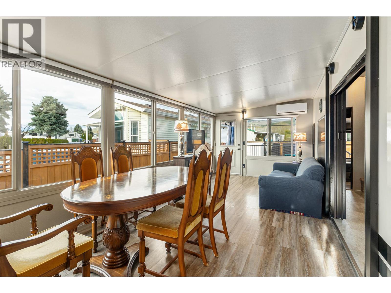 247 415 Commonwealth Road, Kelowna