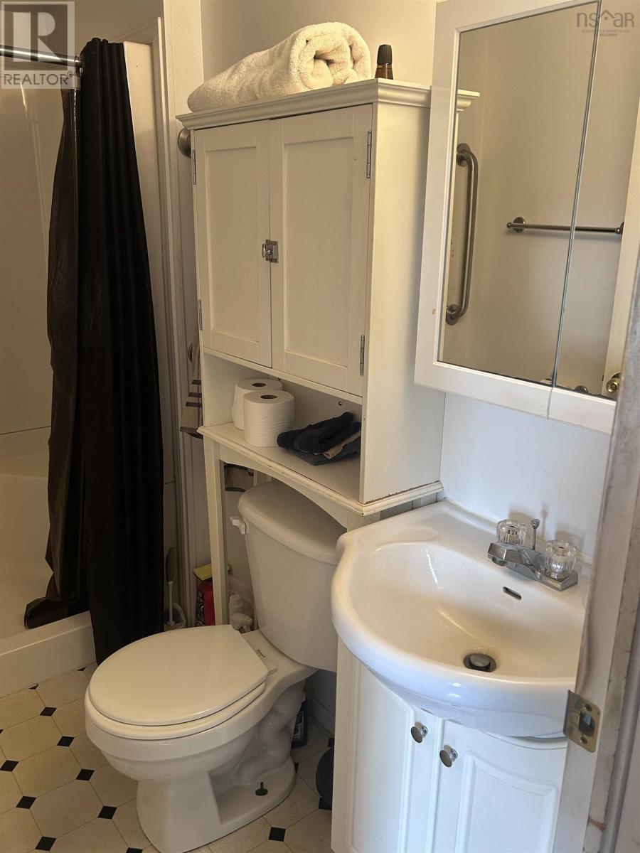 Property 11 of 31 of 742 Lower River Road