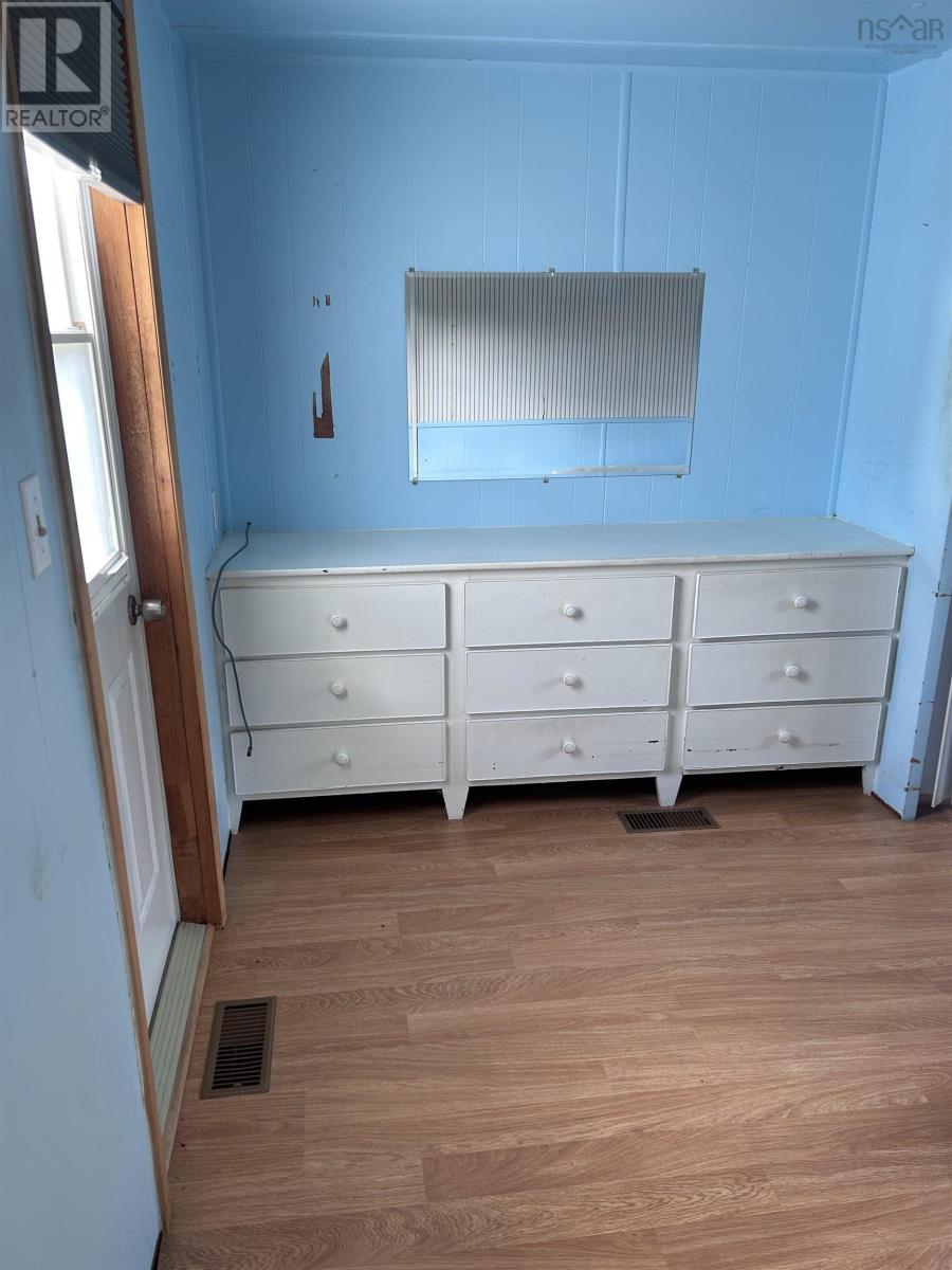 Property 14 of 31 of 742 Lower River Road