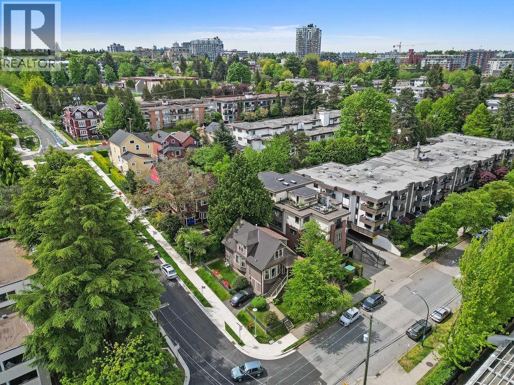 498 E 5TH AVENUE, Vancouver