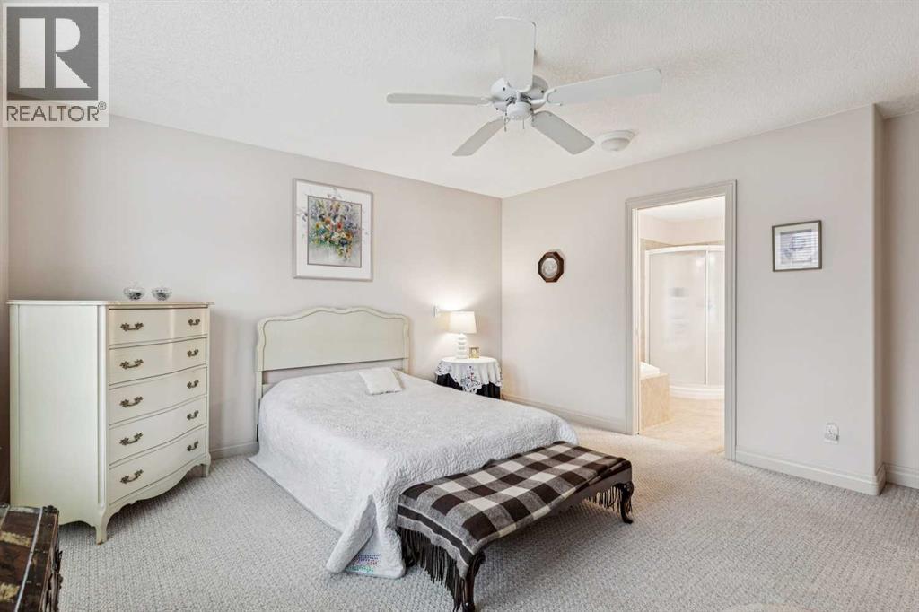 Single Family House 4 Level for Sale in   Signature Way SW Signal Hill Calgary 