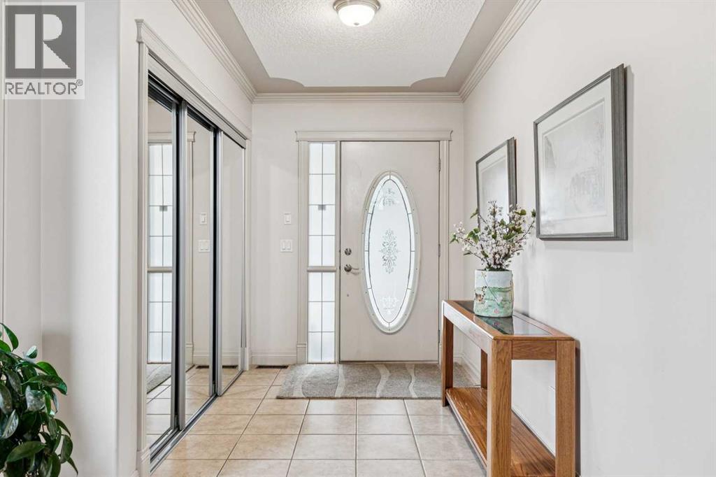 Single Family House 4 Level for Sale in   Signature Way SW Signal Hill Calgary 