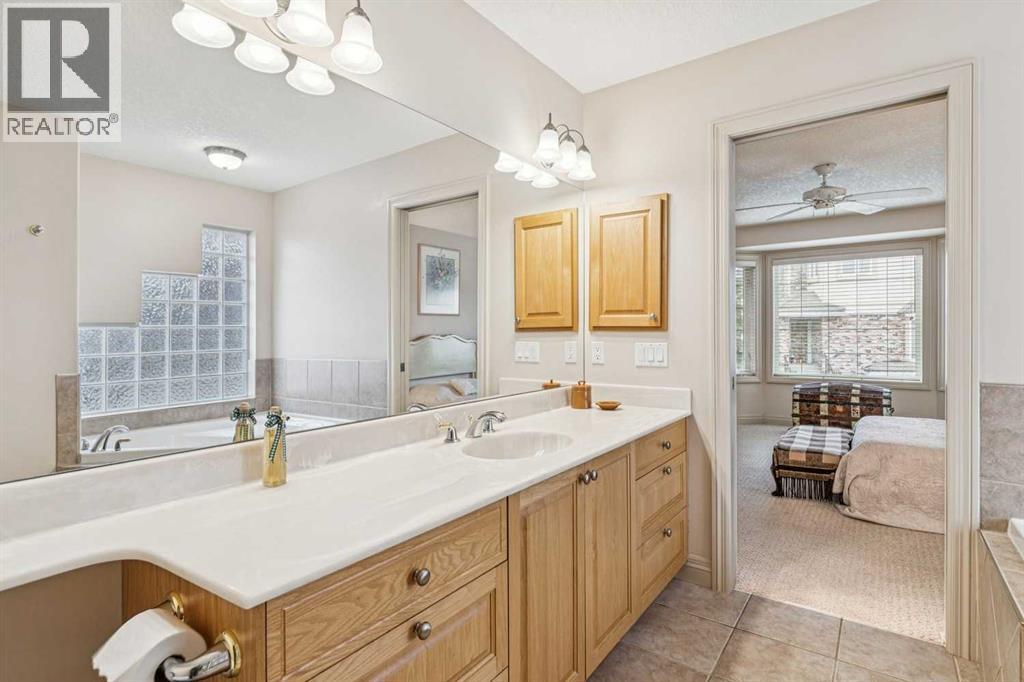 Single Family House 4 Level for Sale in   Signature Way SW Signal Hill Calgary 