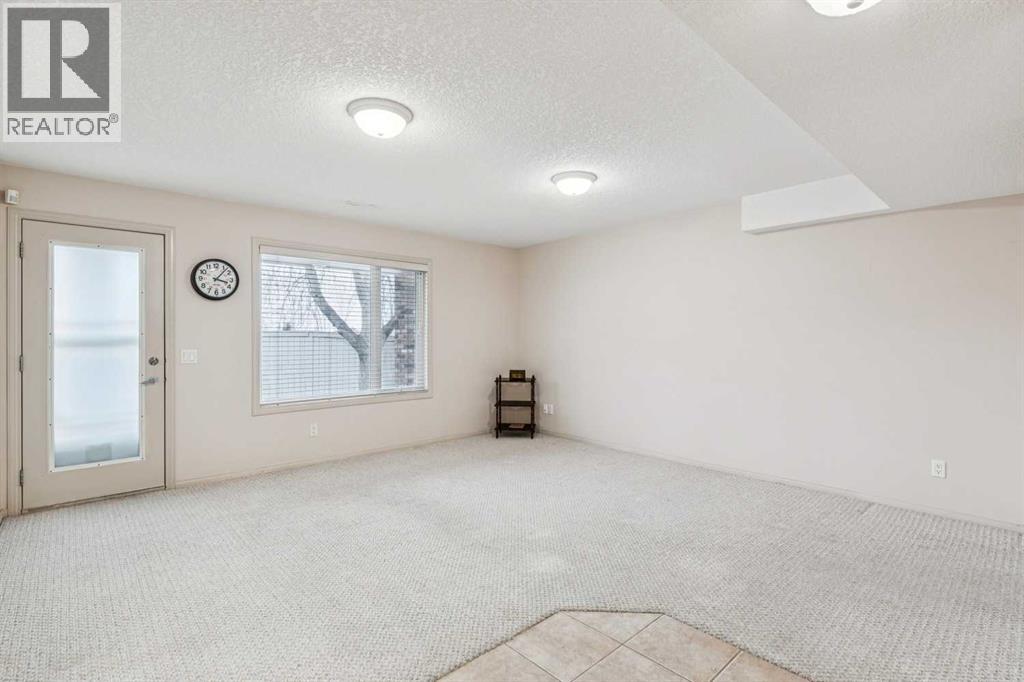 Single Family House 4 Level for Sale in   Signature Way SW Signal Hill Calgary 