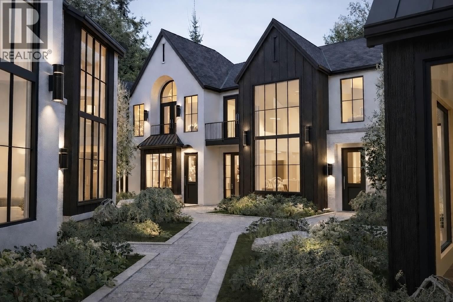 13 3712 EDGEMONT BOULEVARD