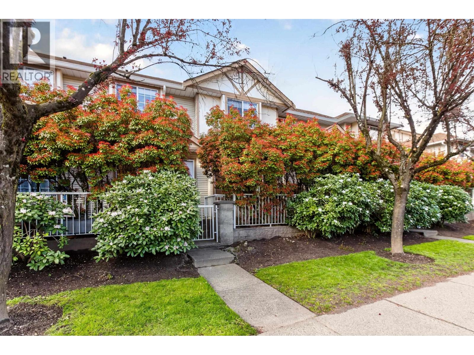 5 21409 DEWDNEY TRUNK ROAD