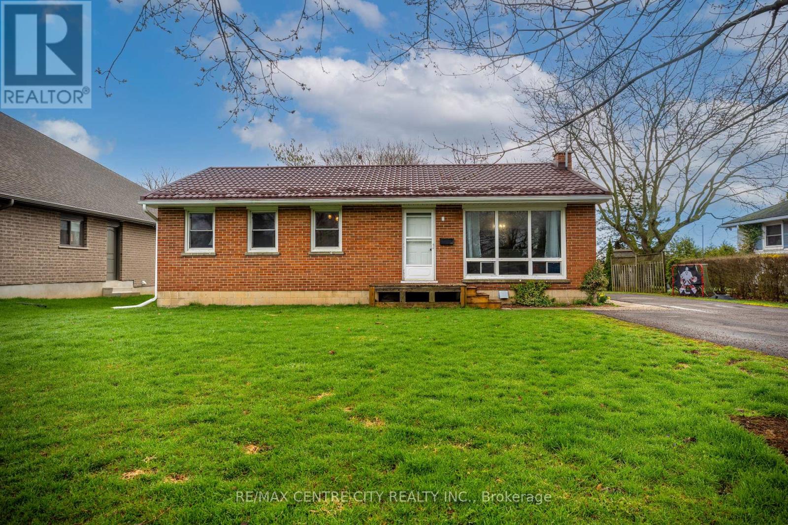 194 CENTENNIAL AVENUE