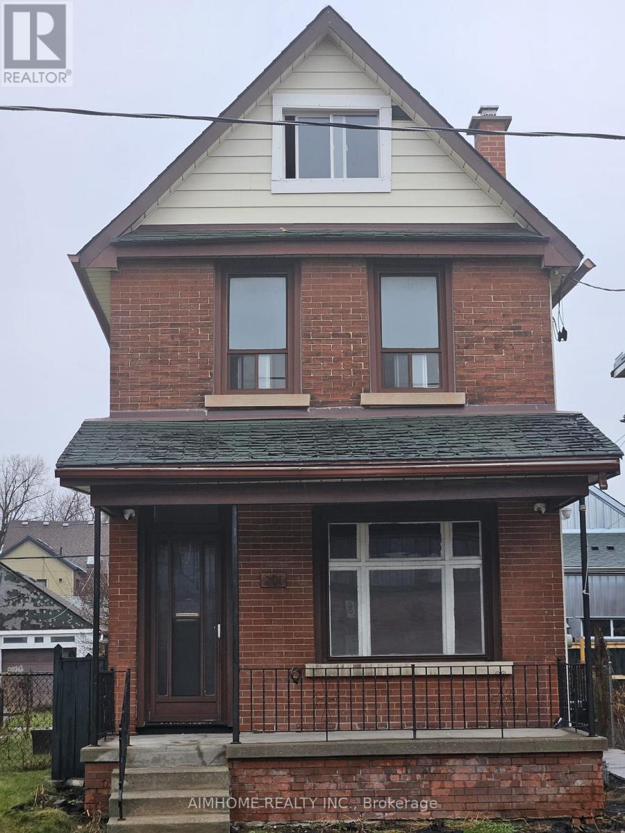 Listing photo of 201 CHRISTIE STREET