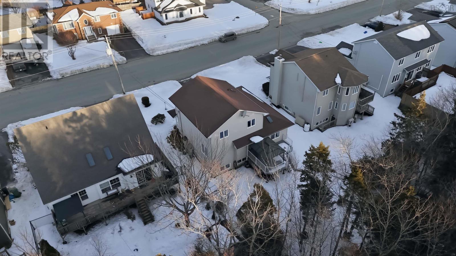 Property 44 of 51 of 98 Portland Estates Blvd West Boulevard