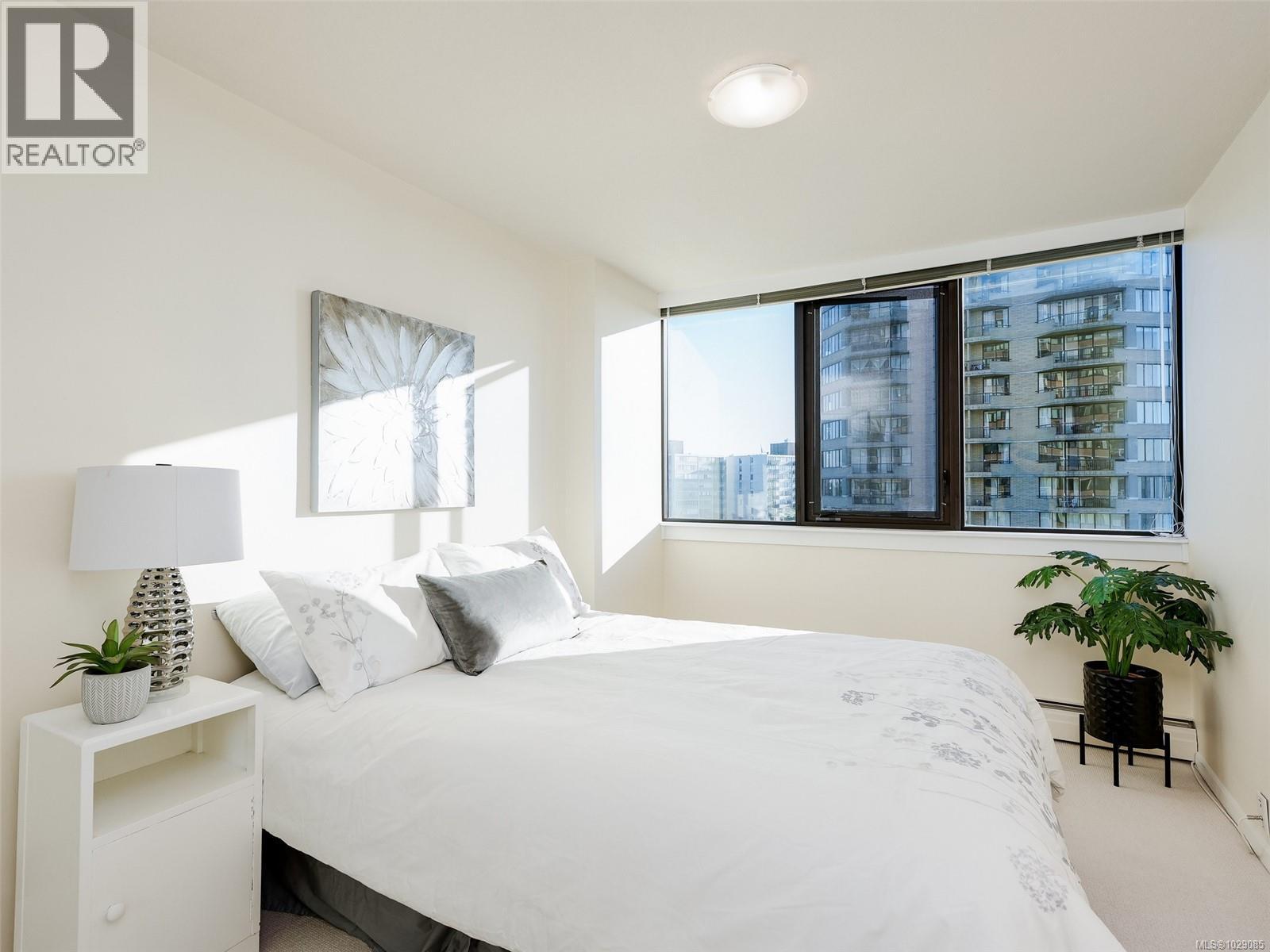 1010 647 Michigan Street, Victoria