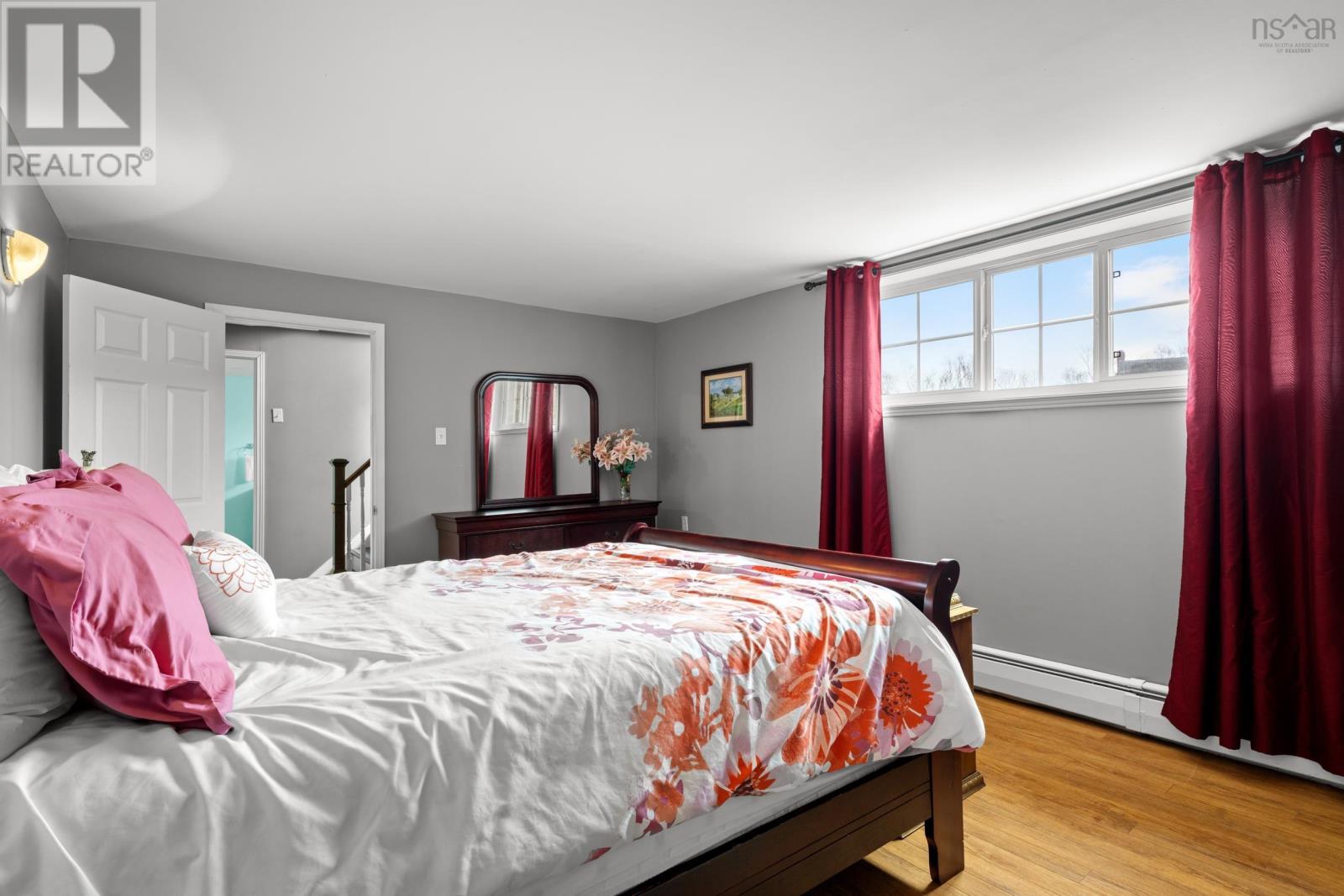 Property 26 of 34 of 31 Elaine Avenue