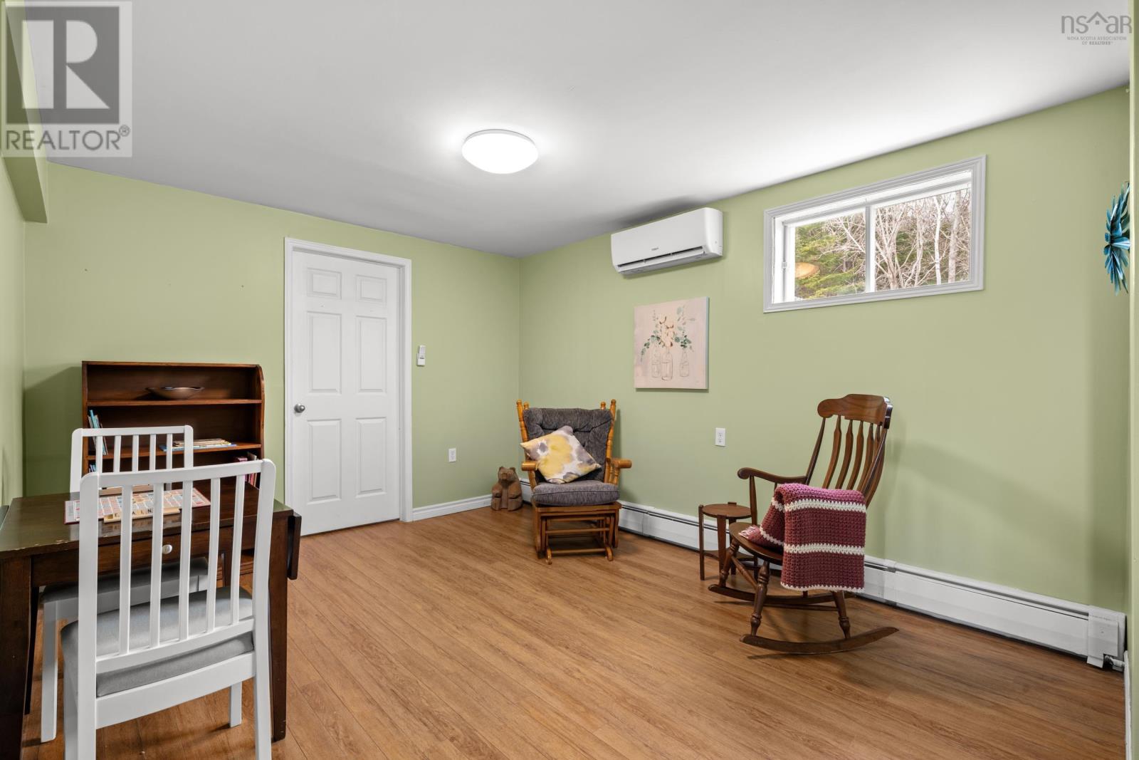 Property 23 of 34 of 31 Elaine Avenue