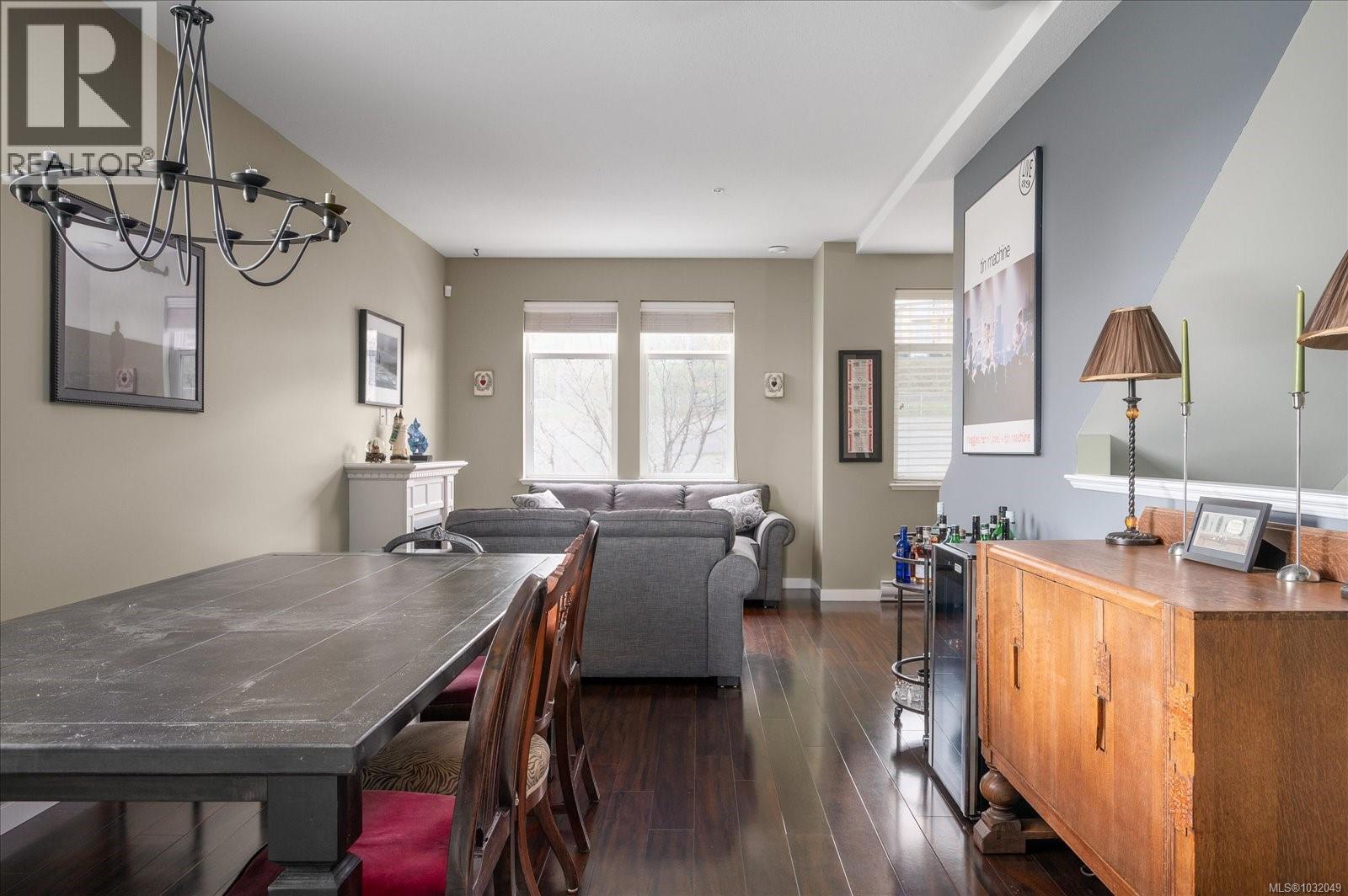 #101 50 MILL ST - 16