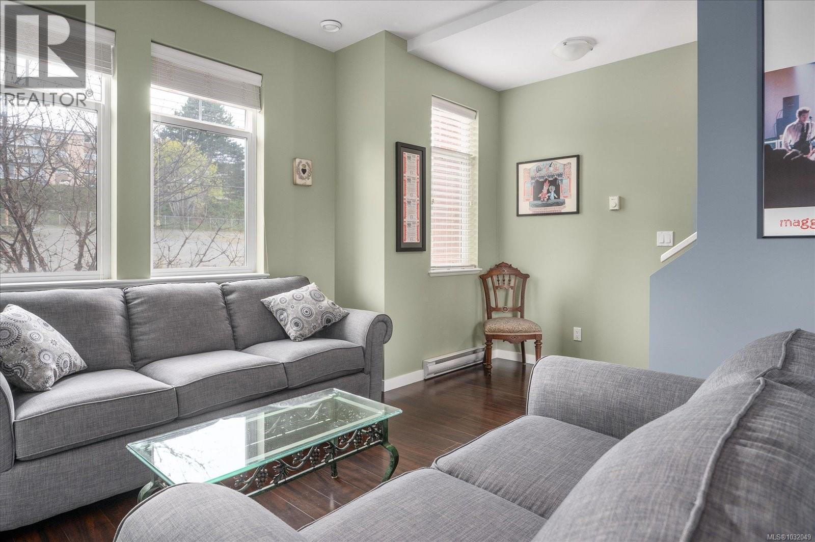 #101 50 MILL ST - 20