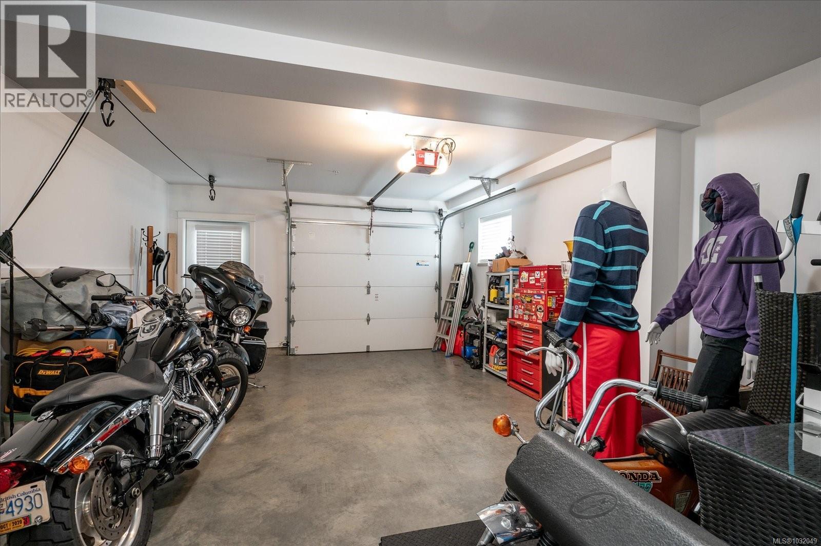 #101 50 MILL ST - 38