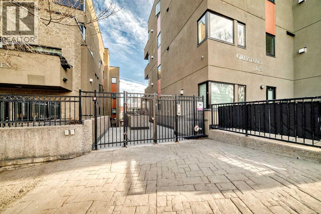 #201 1828 14 Street SW - 32