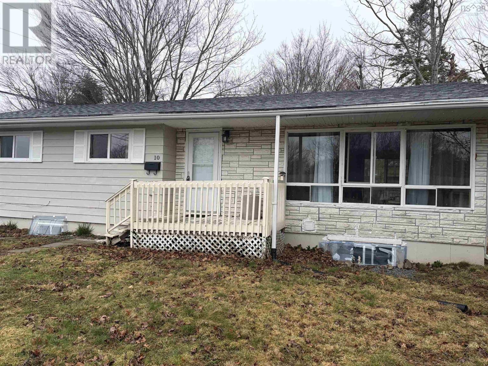 Property photo of 10 Chandler Drive