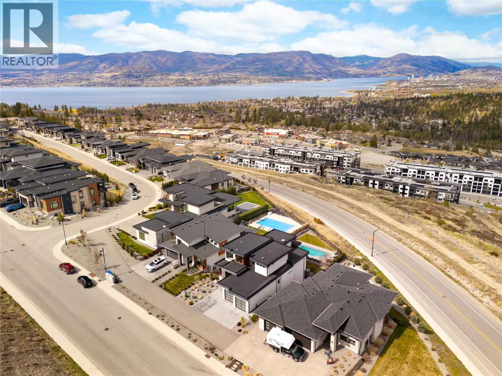 1130 Ledgeview Court, Kelowna