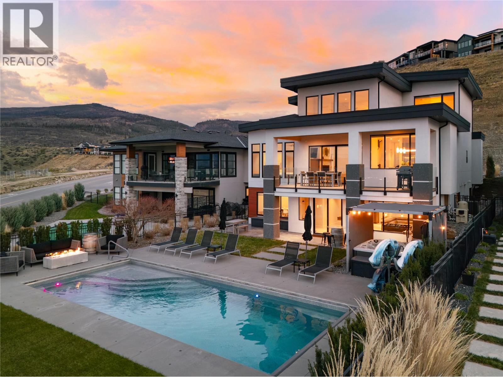 1130 Ledgeview Court, Kelowna