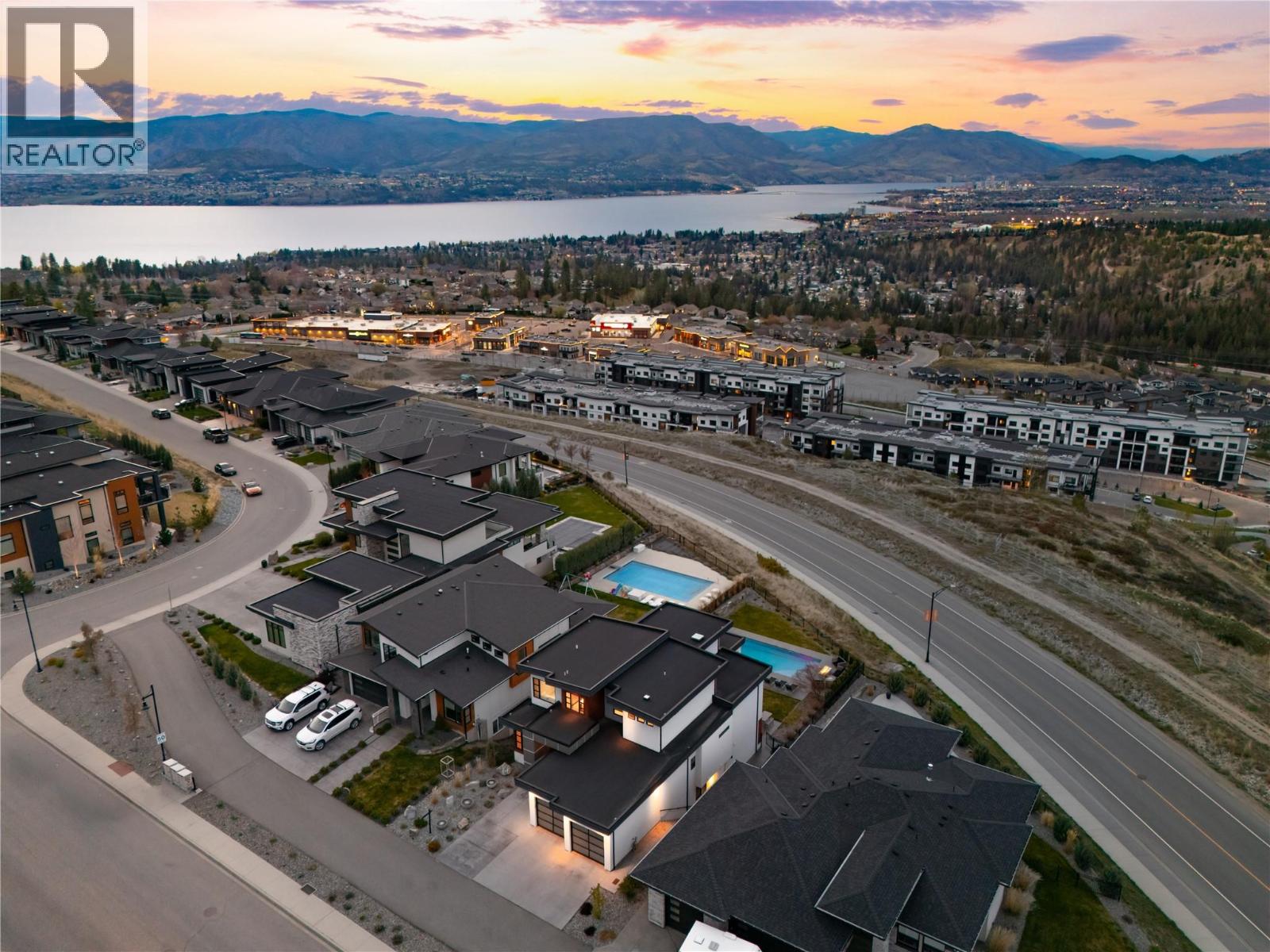 1130 Ledgeview Court, Kelowna