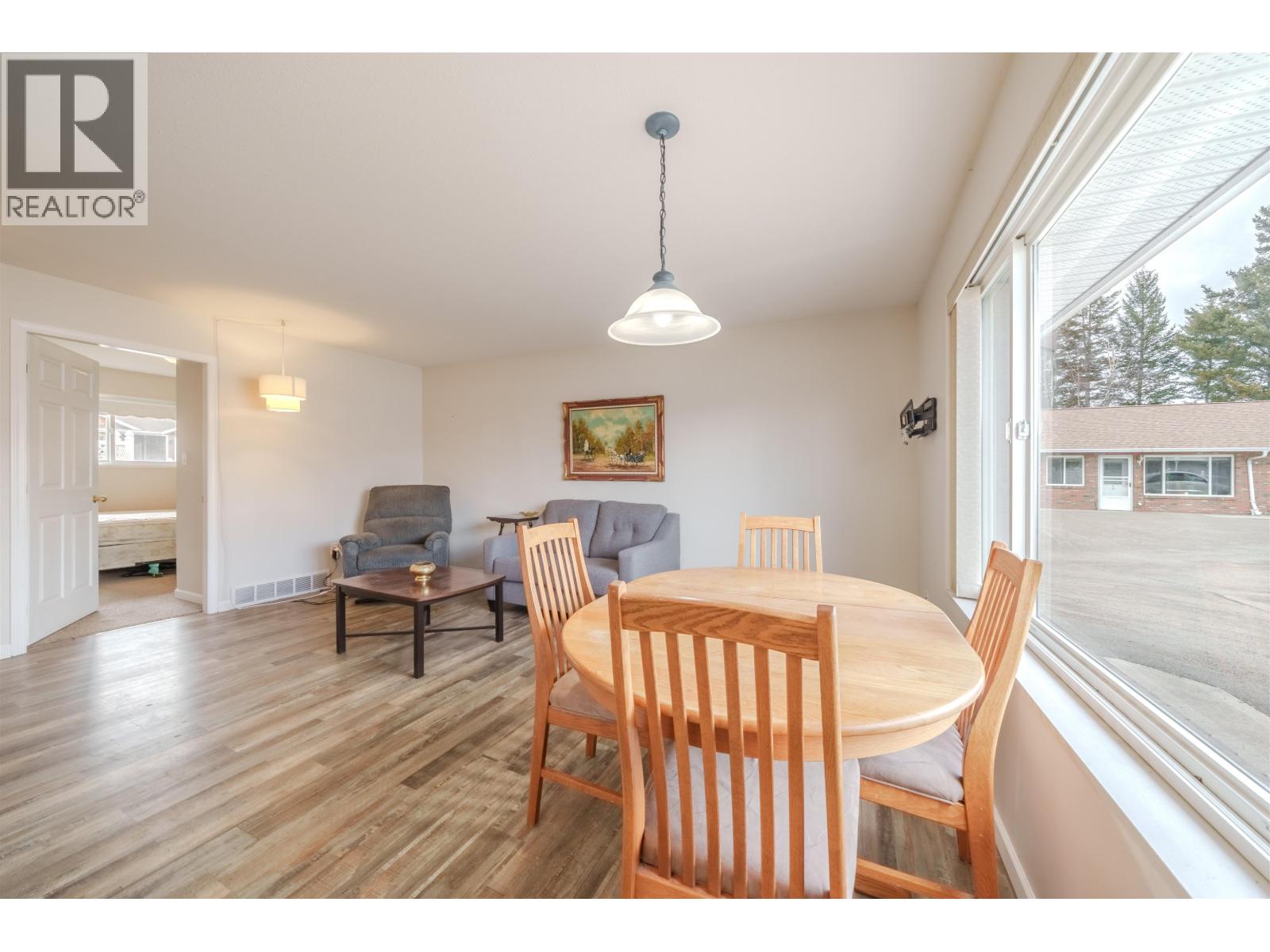 204 8TH STREET - 8