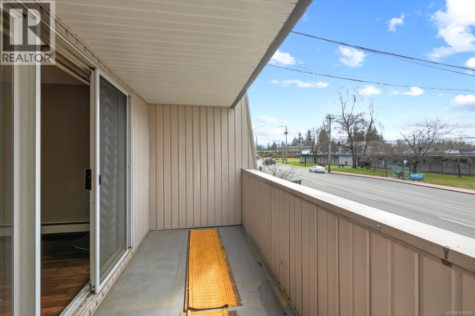 #211 377 DOGWOOD ST - 10