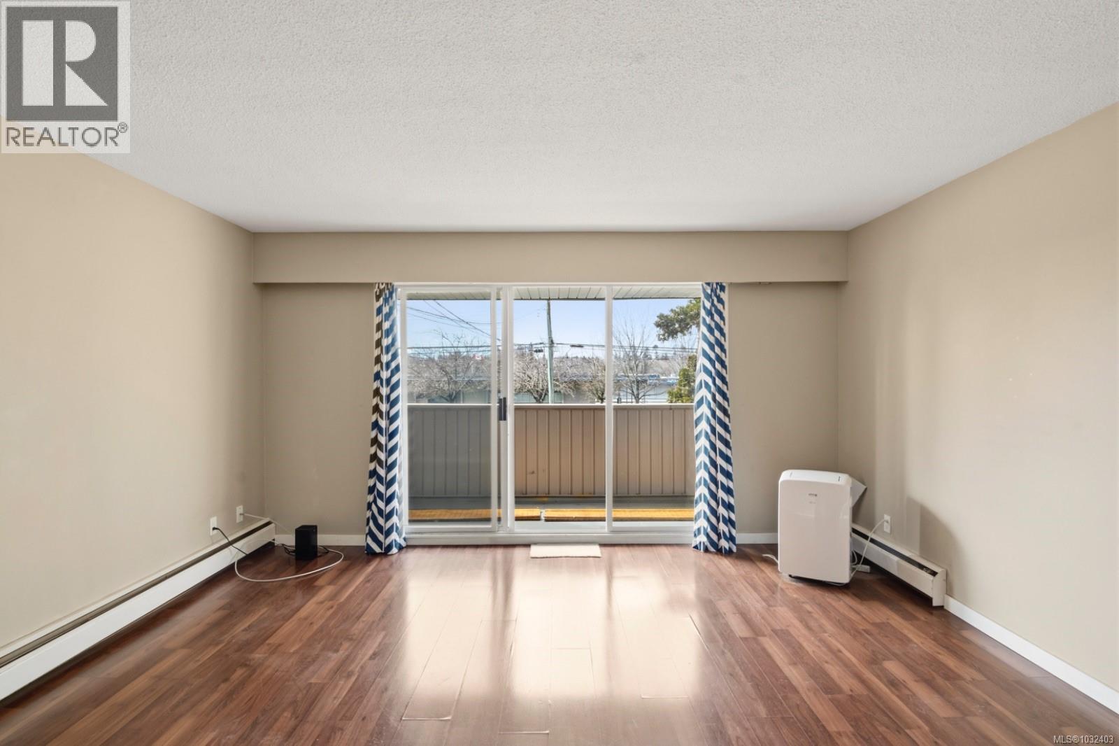 #211 377 Dogwood St - 4