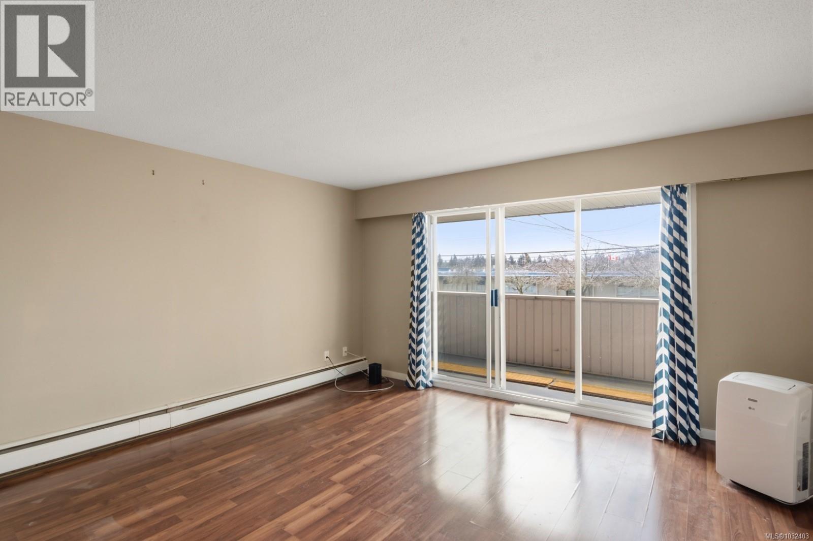 #211 377 DOGWOOD ST - 6