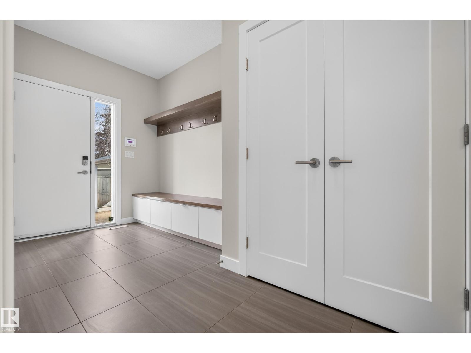 10115 83 ST NW - 12