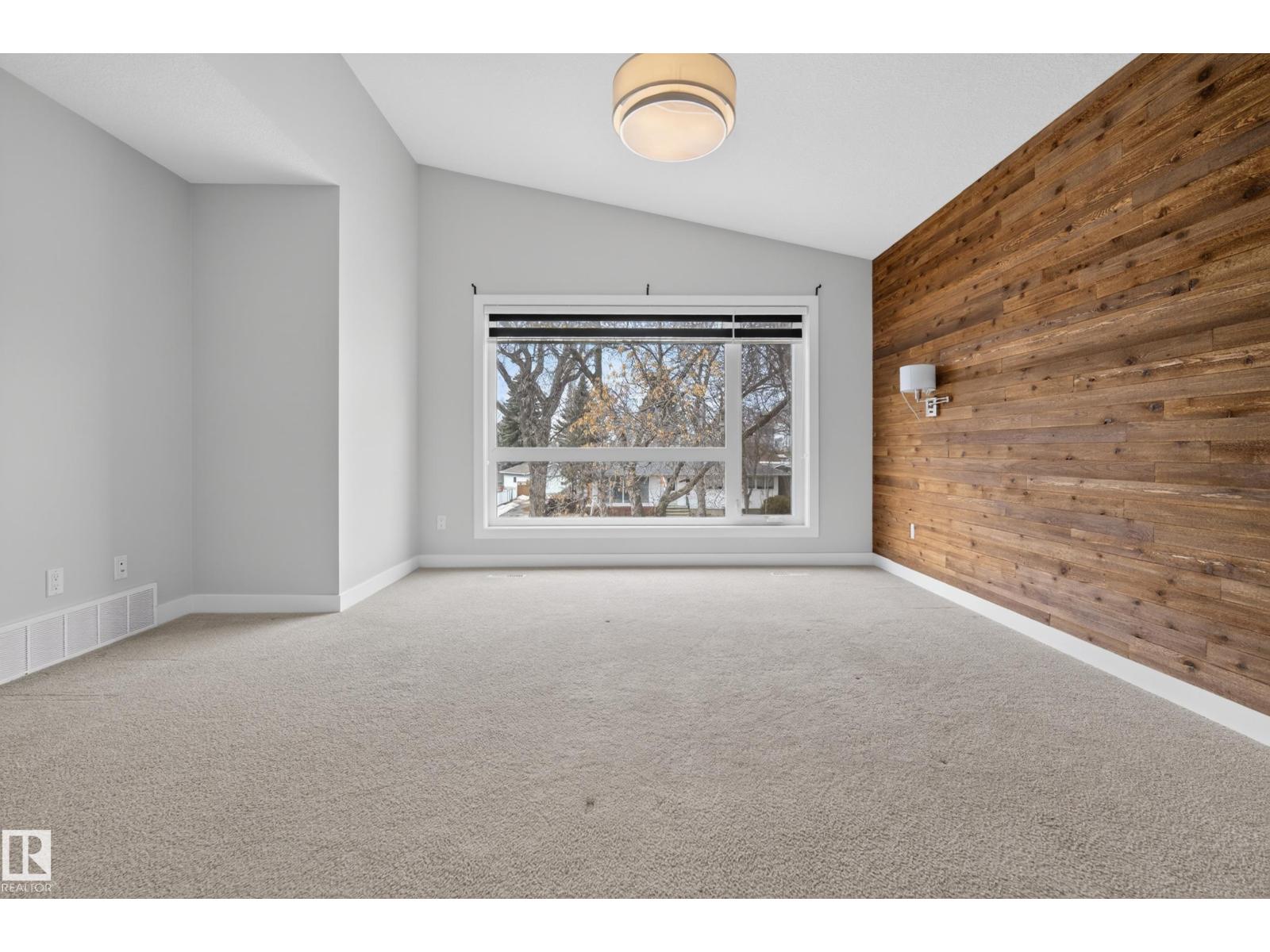 10115 83 ST NW - 15