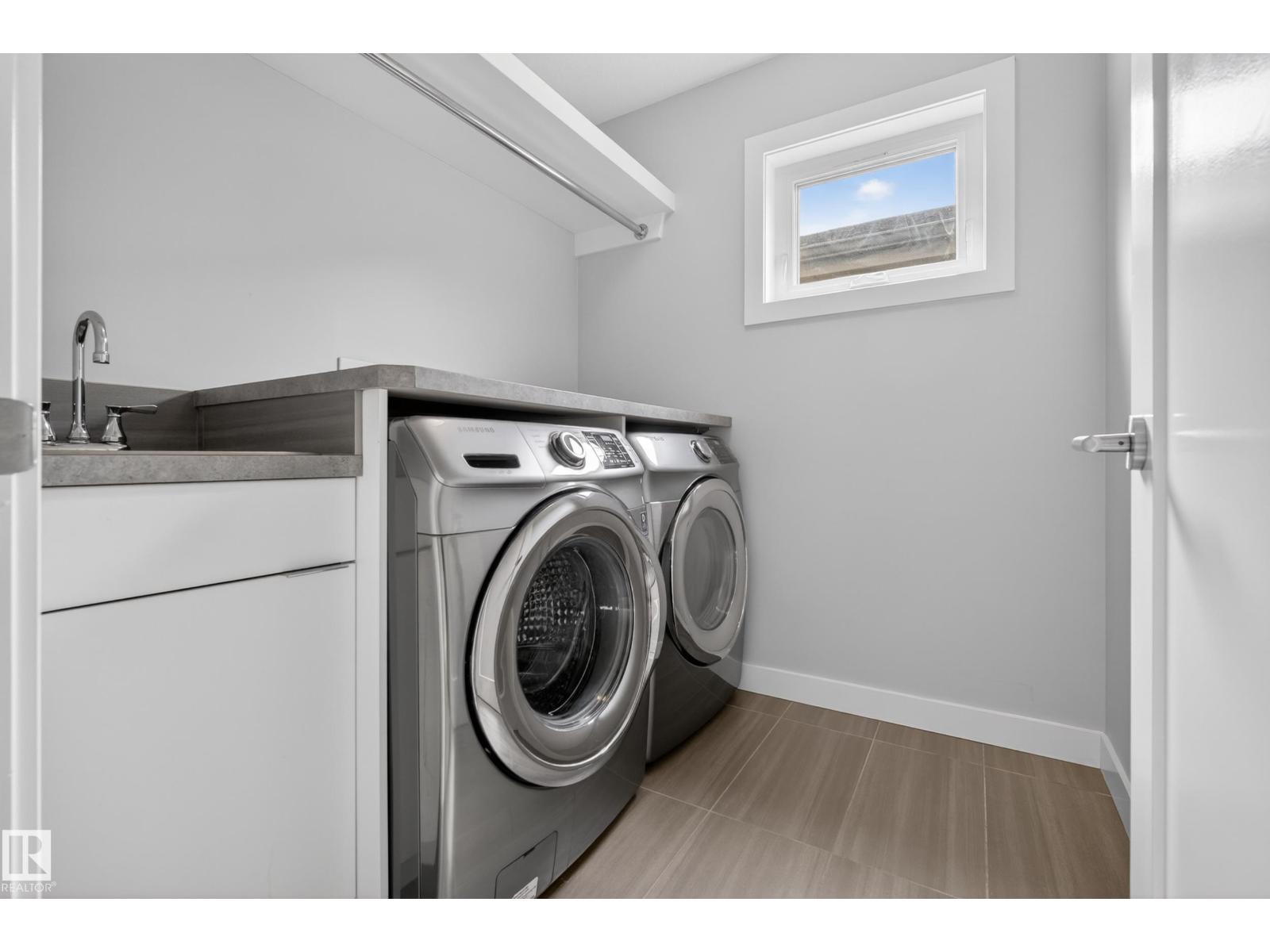10115 83 ST NW - 23