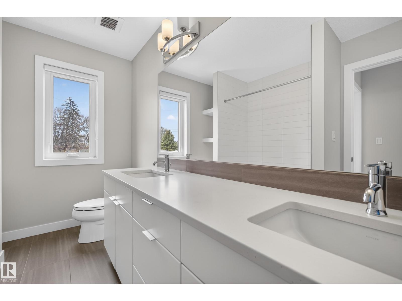 10115 83 ST NW - 24