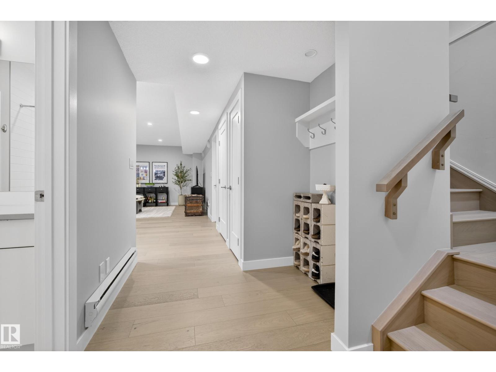 10115 83 ST NW - 28