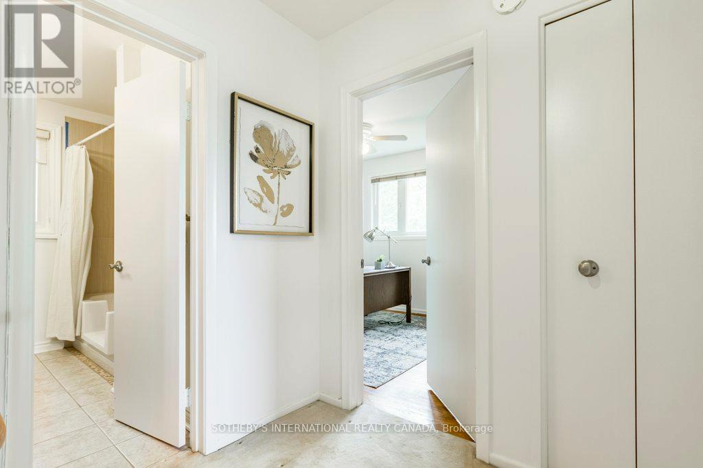 21 SUMMERSIDE CRESCENT - 10