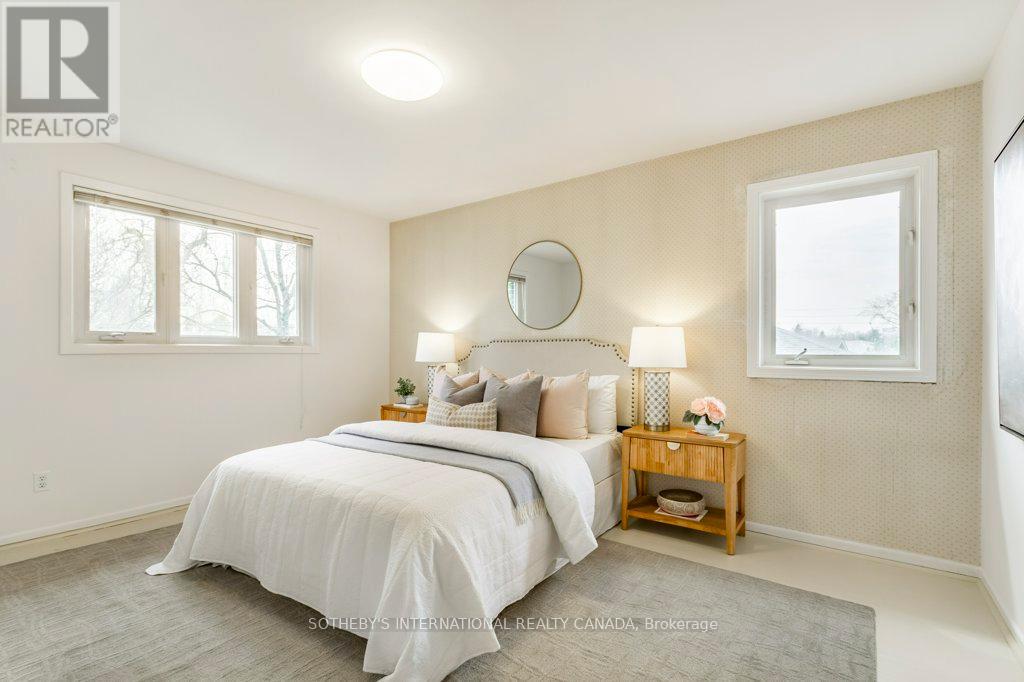 21 SUMMERSIDE CRESCENT - 12