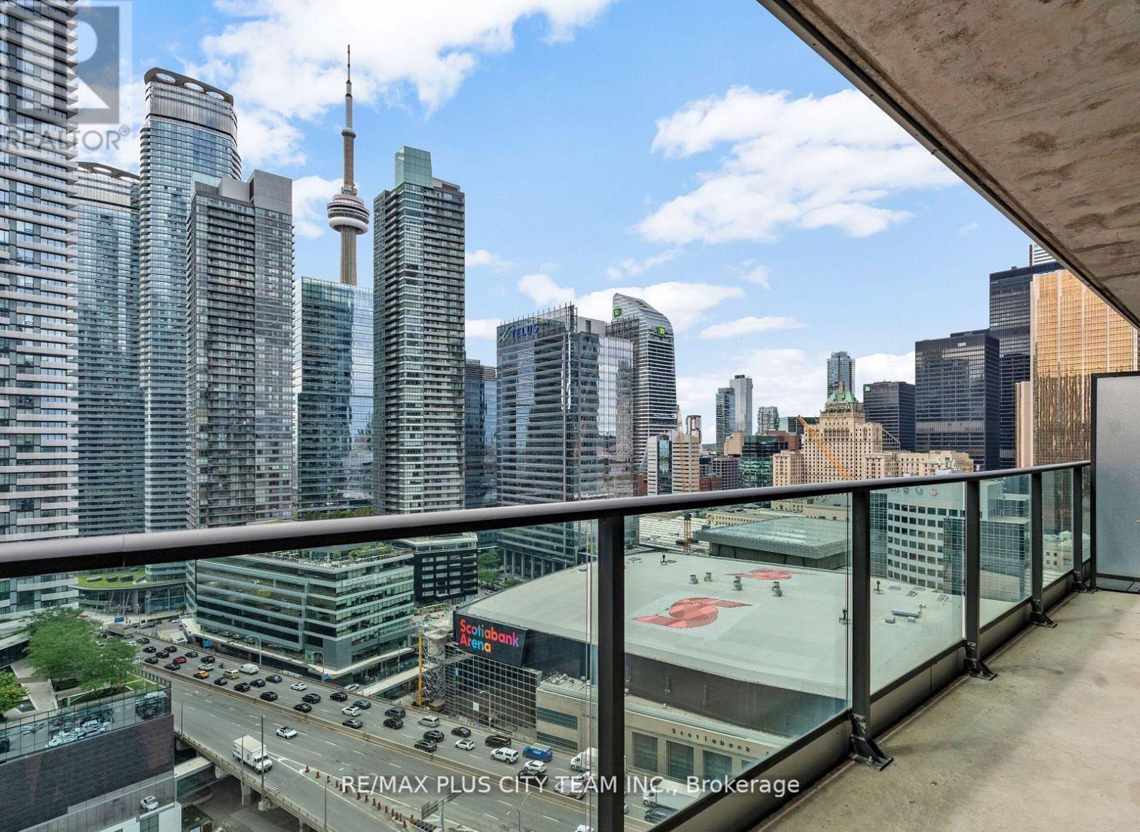 Listing photo of 2902 - 33 BAY STREET