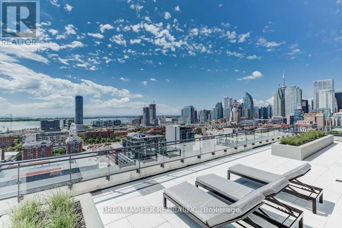 #820 460 ADELAIDE STREET E - 10