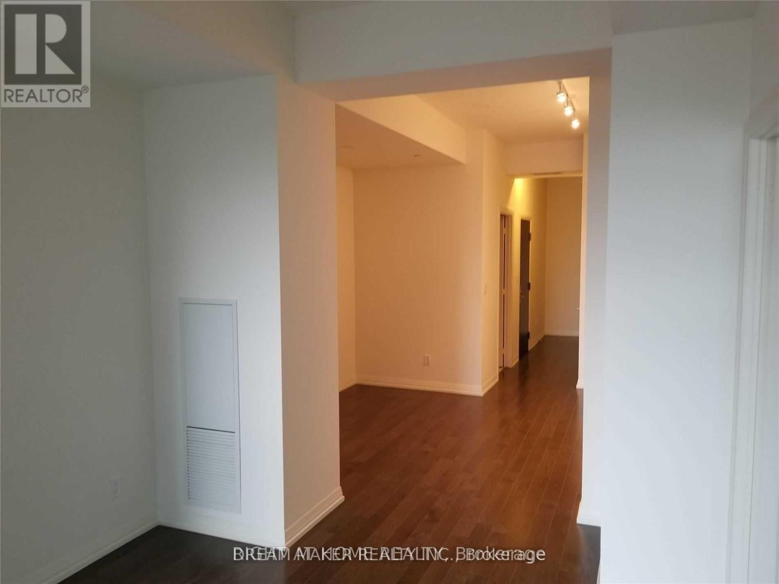 #820 460 ADELAIDE STREET E - 15