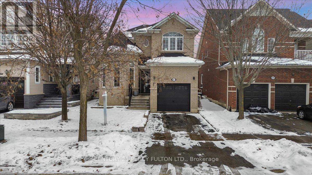 67 Kenilworth Cres - Exterior