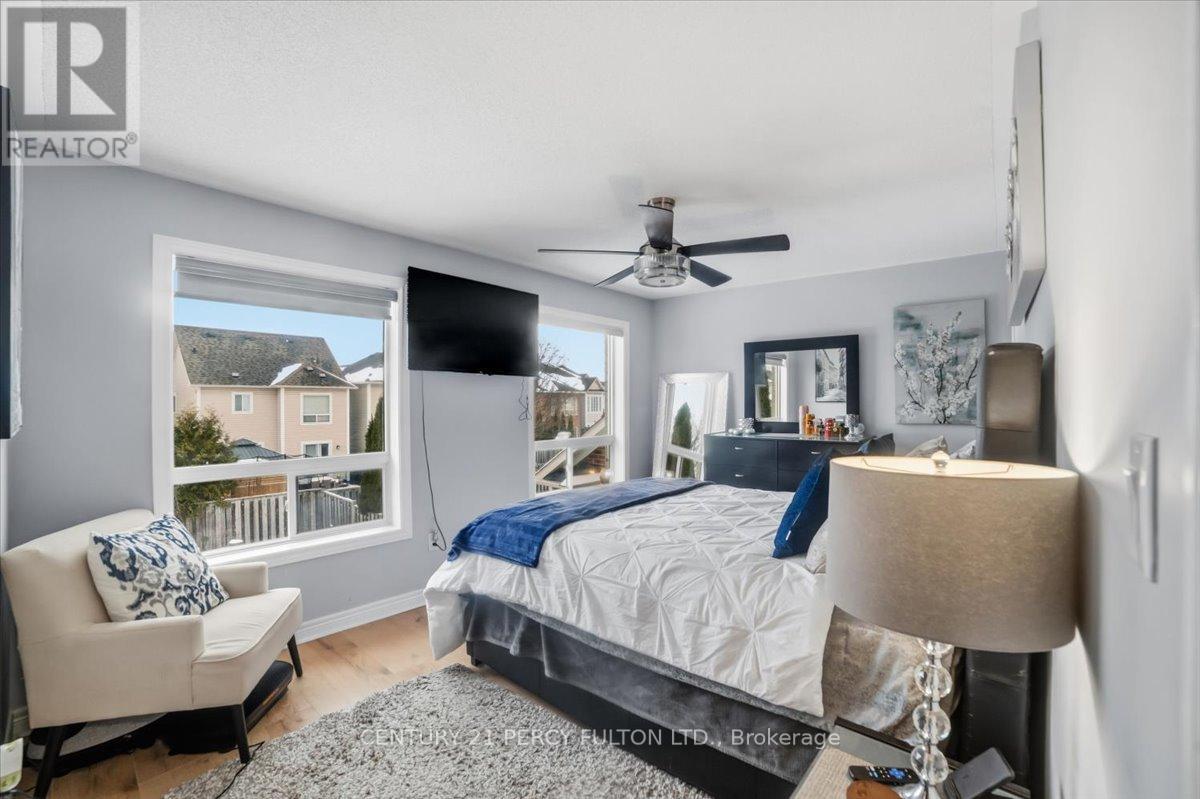 67 Kenilworth Cres - Primary Bedroom