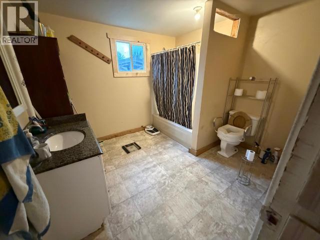 6479 SUTHERLAND AVE - 12