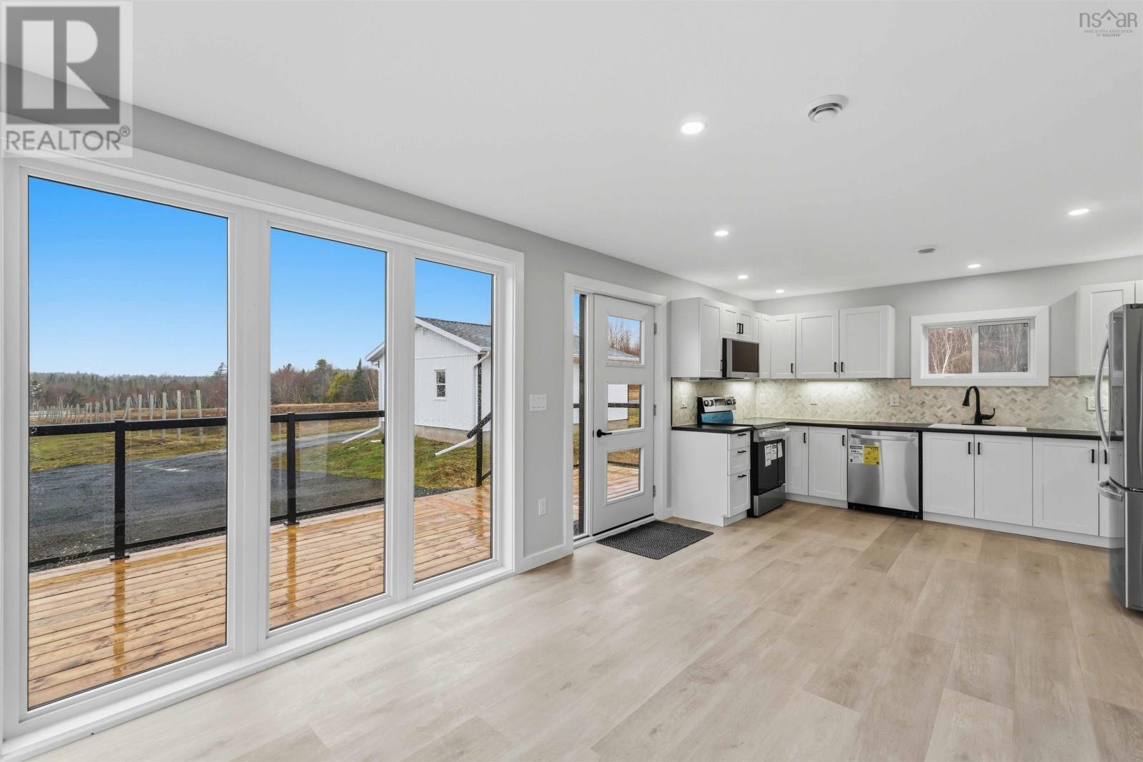 Property 15 of 51 of 1272 Hilltown Road