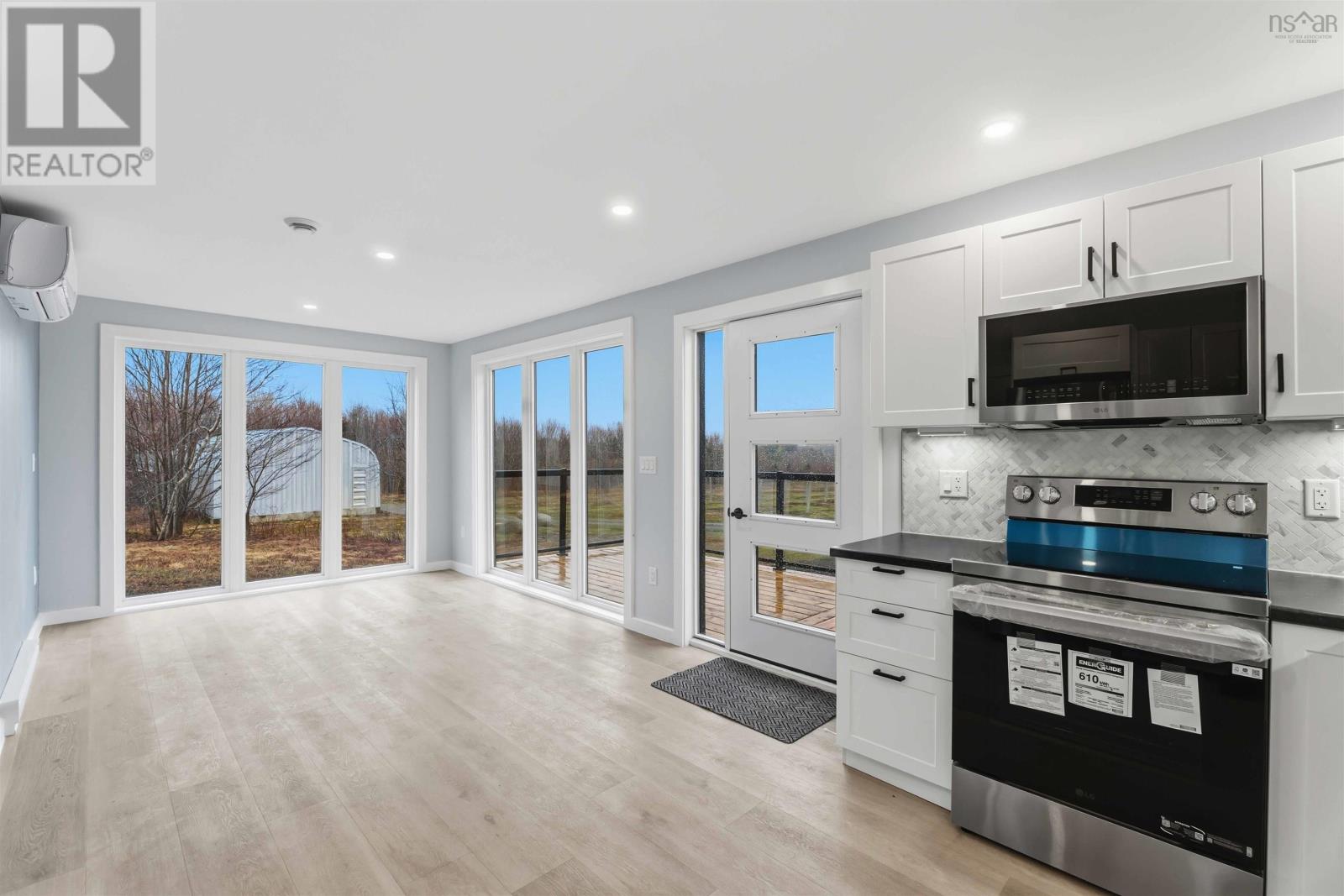 Property 13 of 51 of 1272 Hilltown Road