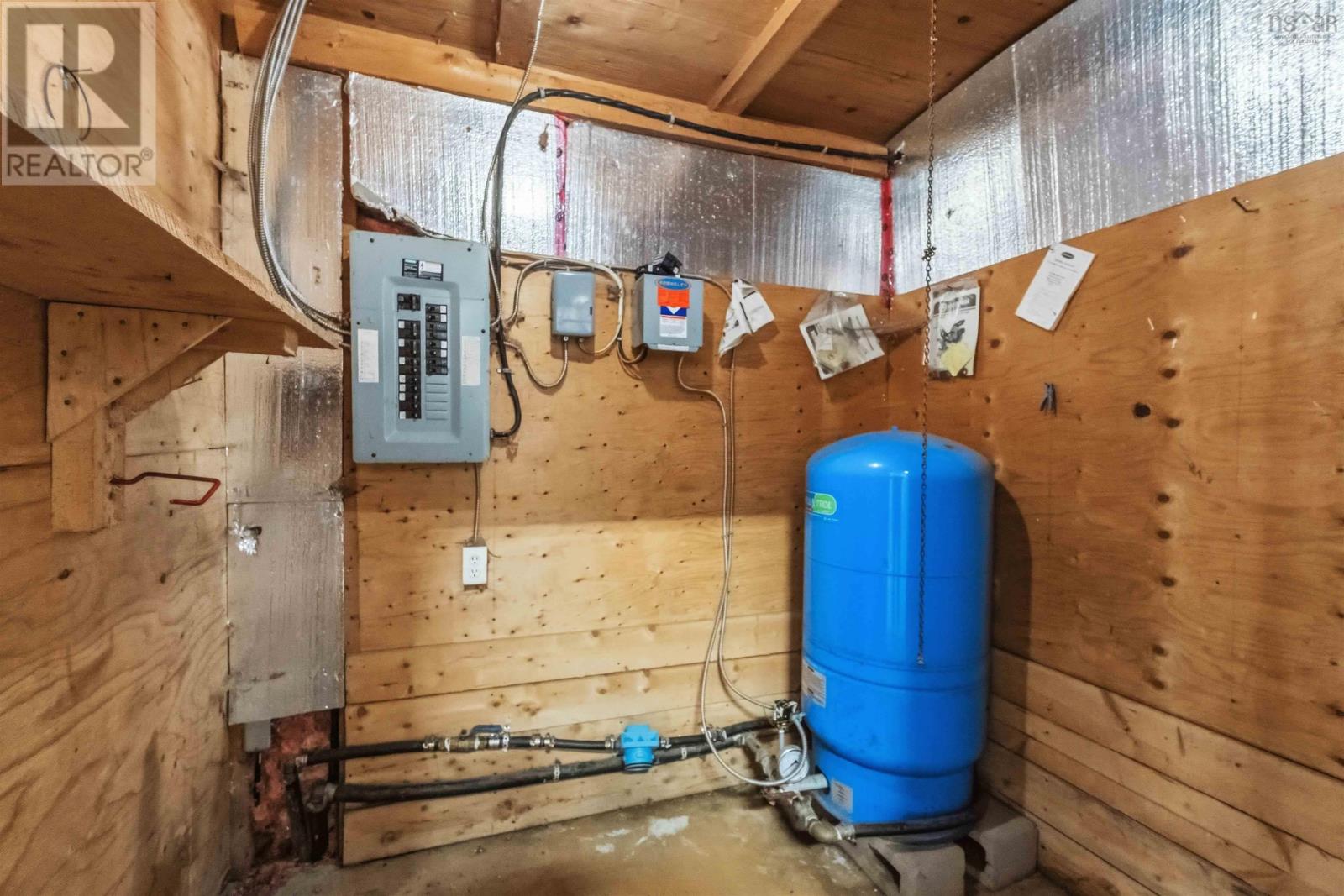 Property 31 of 51 of 1272 Hilltown Road