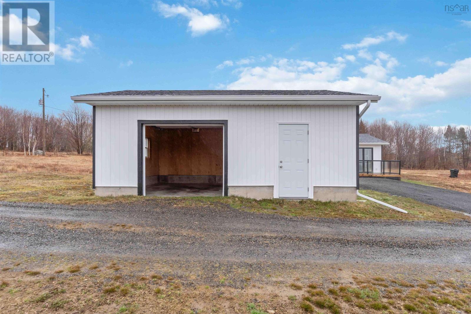 Property 34 of 51 of 1272 Hilltown Road