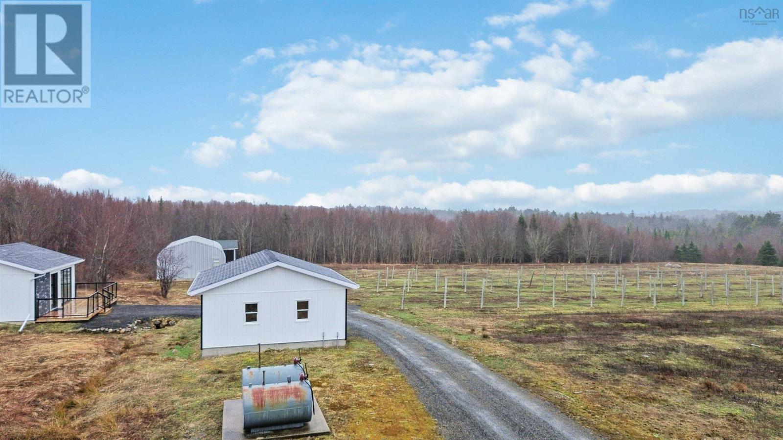 Property 42 of 51 of 1272 Hilltown Road