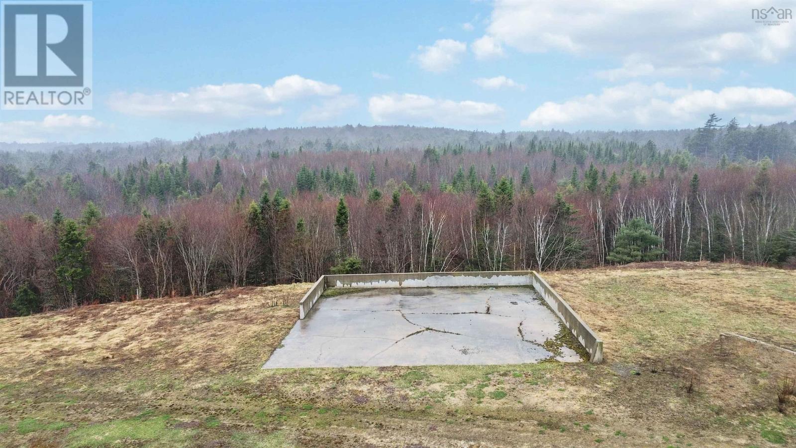 Property 43 of 51 of 1272 Hilltown Road