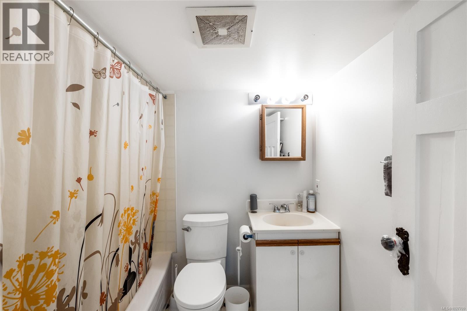  3026 Donald Street, Saanich