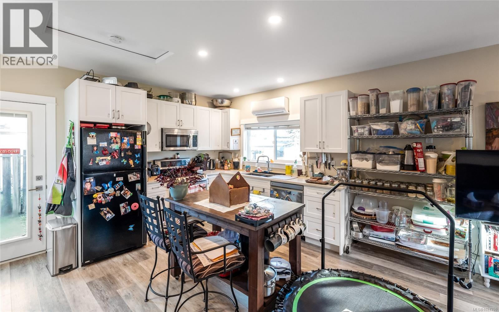  3026 Donald Street, Saanich